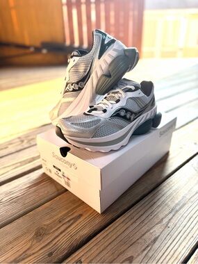 New Saucony Grid NXT Silver Green Sneakers Unisex Men’s 8.5 Women’s 10